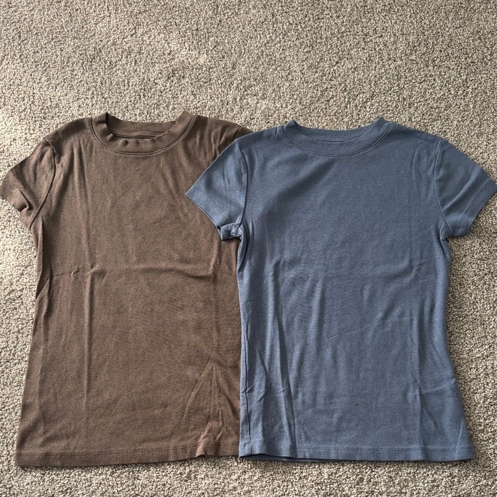 A new day Short Sleeve Ribbed Crewneck Tee - Brown and Blue S XS